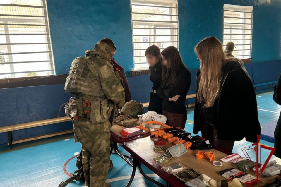 �������������� ���������� ������������ ����� ������������ ������ � ��������� ���� ���������� � ����������� ��������