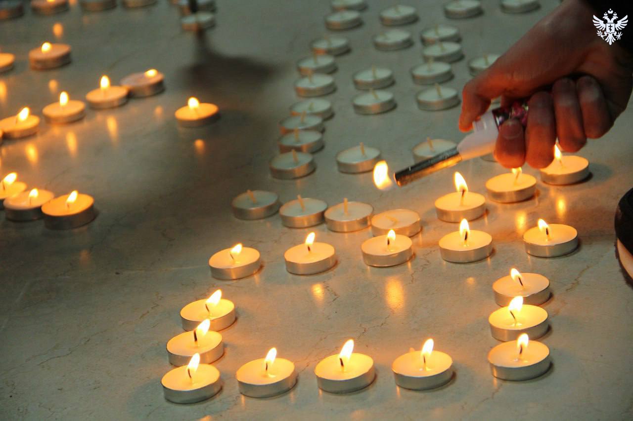 В Чаплинке и Верхнем Рогачике прошли акции памяти жертв теракта в Хорлах В Чаплинке и Верхнем Рогачике прошли акции памяти жертв теракта в Хорлах