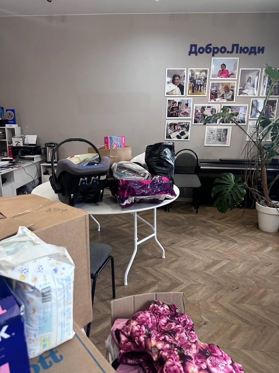 Севастопольские волонтеры доставили гуманитарную помощь жителям Херсонской области Севастопольские волонтеры доставили гуманитарную помощь жителям Херсонской области