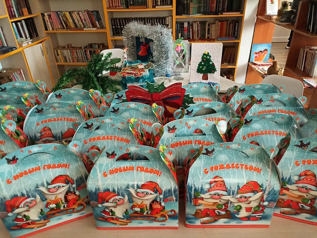 Благодарности пост. Работники культуры пгт Любимовка выражают искреннюю благодарность администрации Каховского округа за предоставленные сладкие новогодние подарки для детей