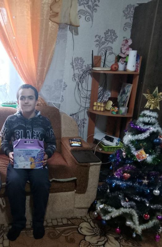 Надежда Бабешко: Активисты «Единой России» в Ивановском муниципальном округе поздравили с Новым годом и Рождеством деток, имеющих особенности в развитии здоровья Надежда Бабешко: Активисты «Единой России» в Ивановском муниципальном округе поздравили с Новым годом и Рождеством деток, имеющих особенности в развитии здоровья