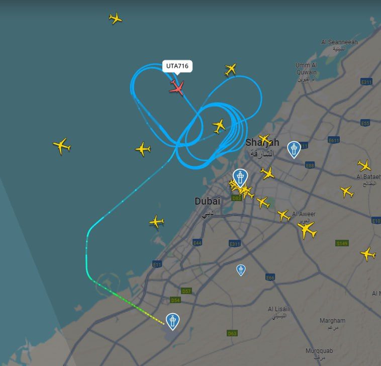 ������� ���������� ������������ ����� ������ �������� � Boeing 767-224, �������� �� ����� � ������, ������ ������� ������� � ���� ��� ������ ����� ���������� ��������