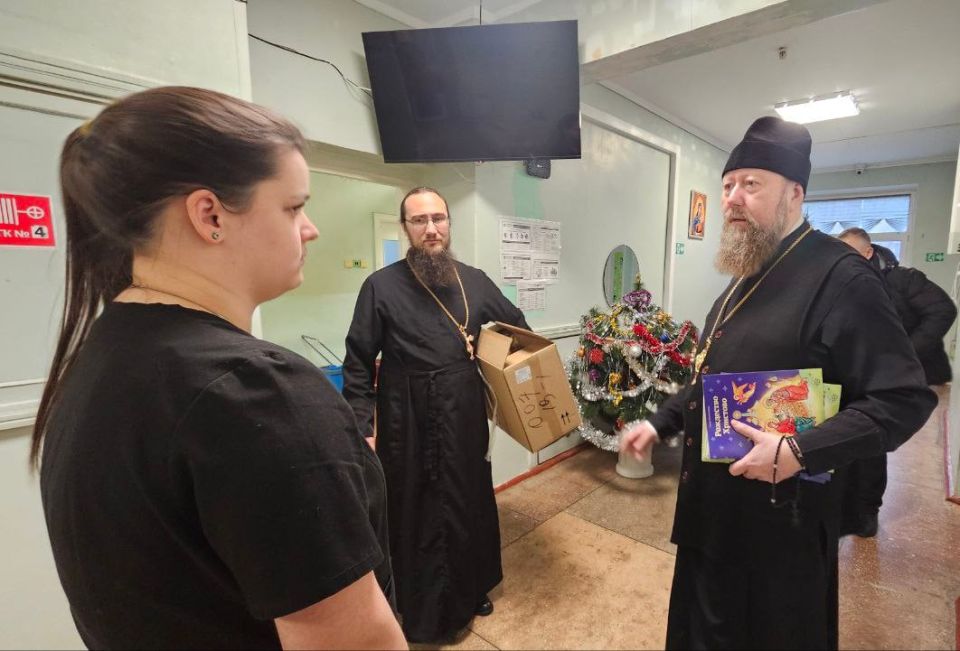 Рождественское чудо для детей в больнице Скадовска Рождественское чудо для детей в больнице Скадовска