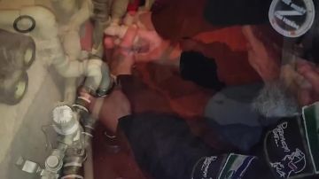 Аварийная бригада из Кабардино-Балкарии продолжает обеспечивать стабильную работу систем жизнеобеспечения в Скадовске