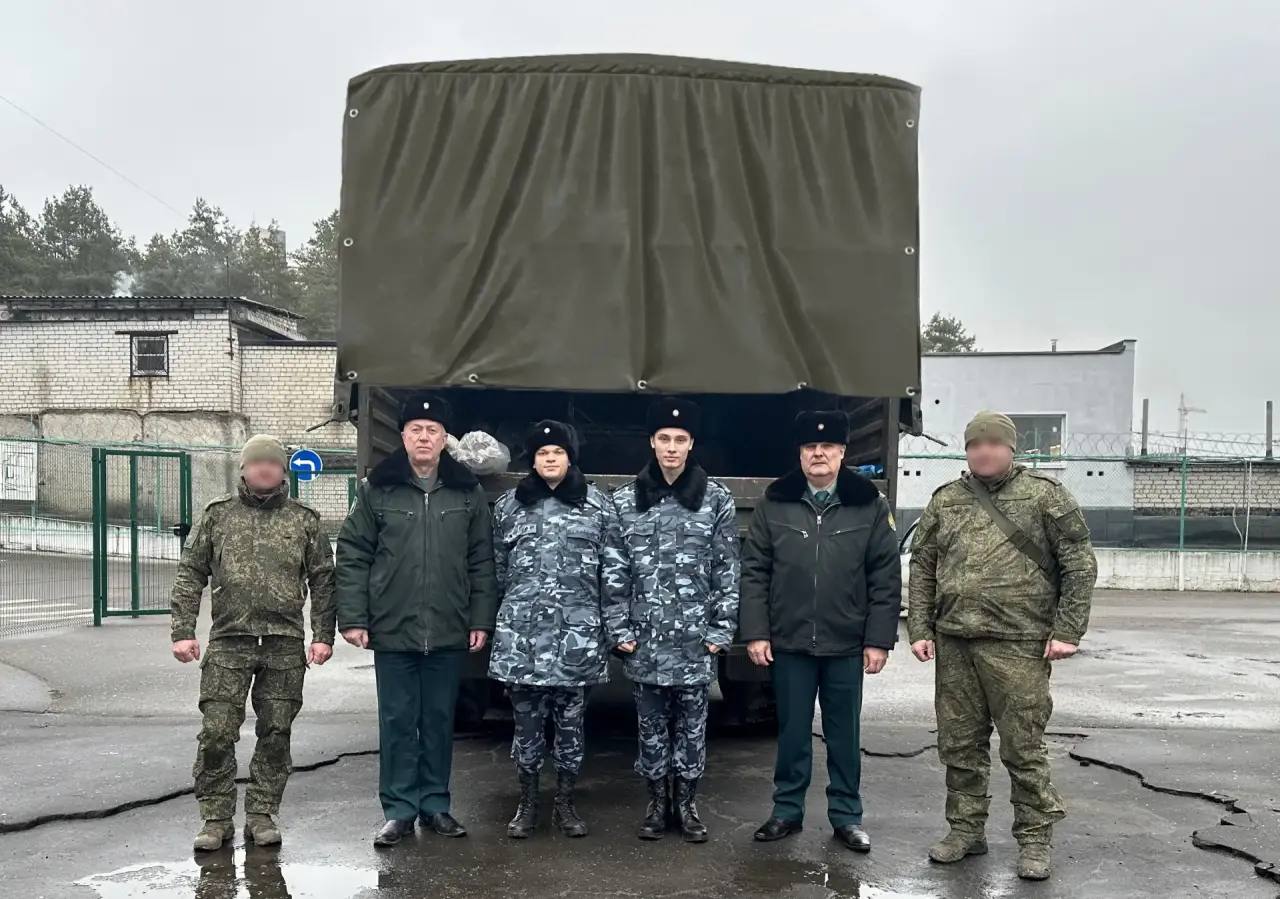 Воронежские таможенники передали бойцам СВО гуманитарную помощь