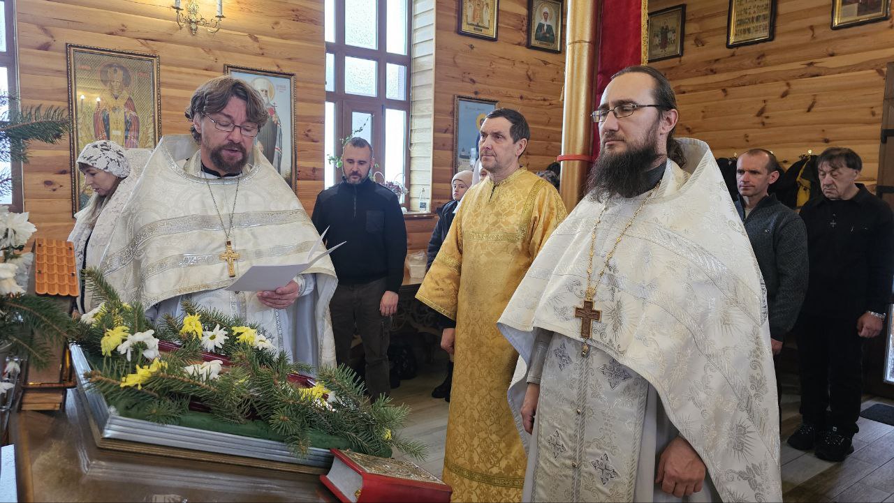 Молебен о защите жизни в храме Великомученика Пантелеимона Молебен о защите жизни в храме Великомученика Пантелеимона