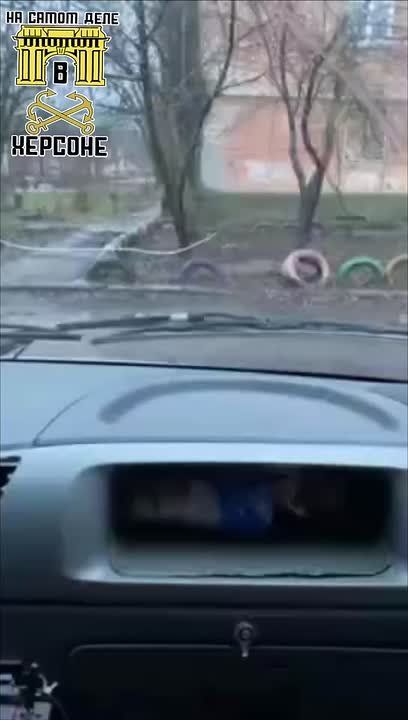 Херсон. По Перекопской лазят «укроволонтеры»-мародеры