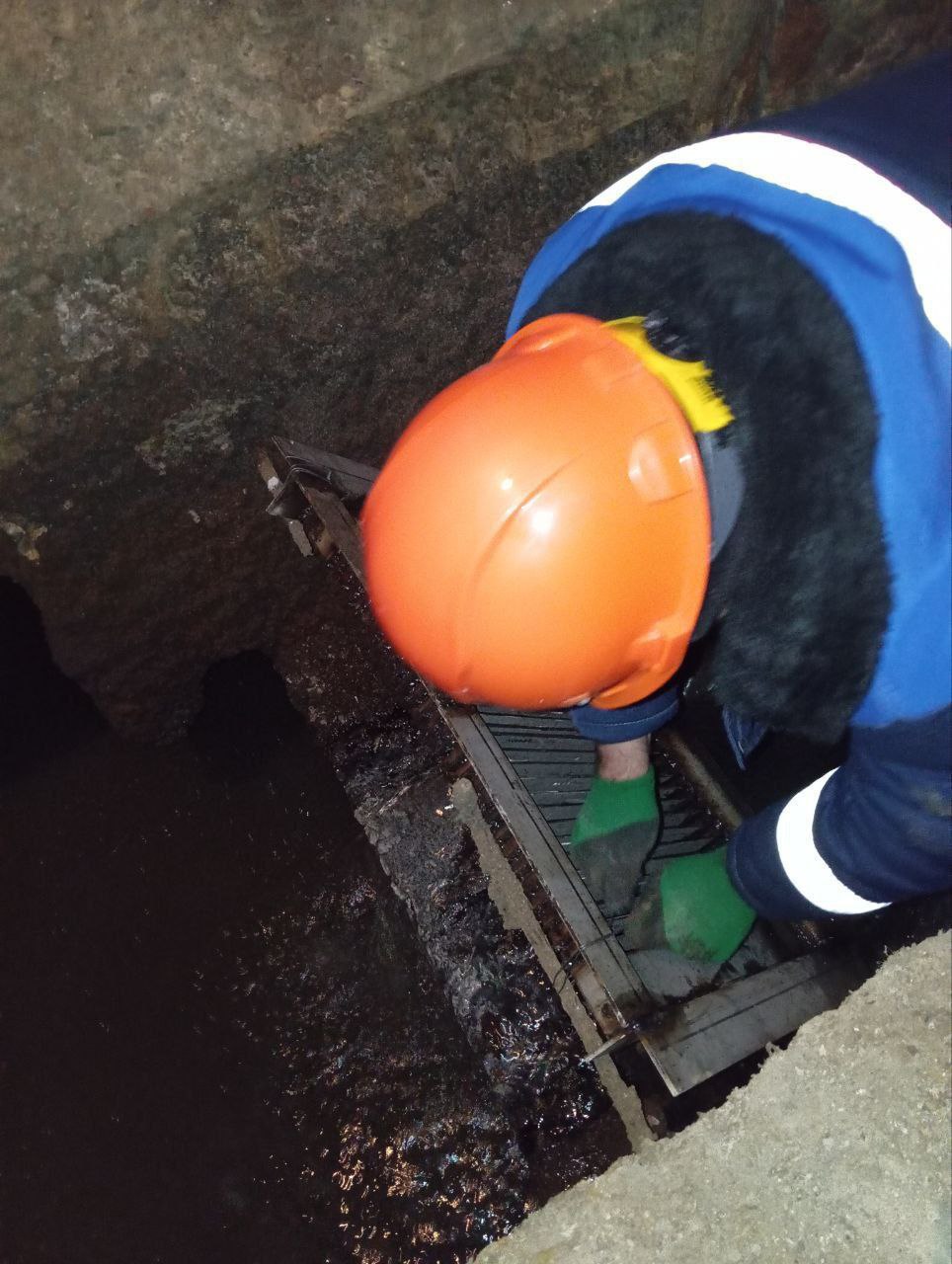 Специалистами Каховского ТПУ проведены работы по обслуживанию коммунальной инфраструктуры округа Специалистами Каховского ТПУ проведены работы по обслуживанию коммунальной инфраструктуры округа