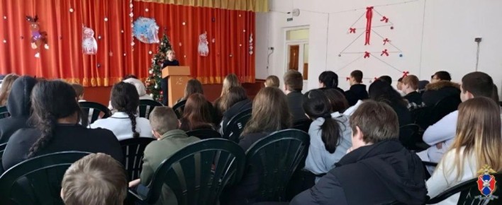 В Чаплинском округе Херсонской области сотрудники Госавтоинспекции провели занятия со школьниками