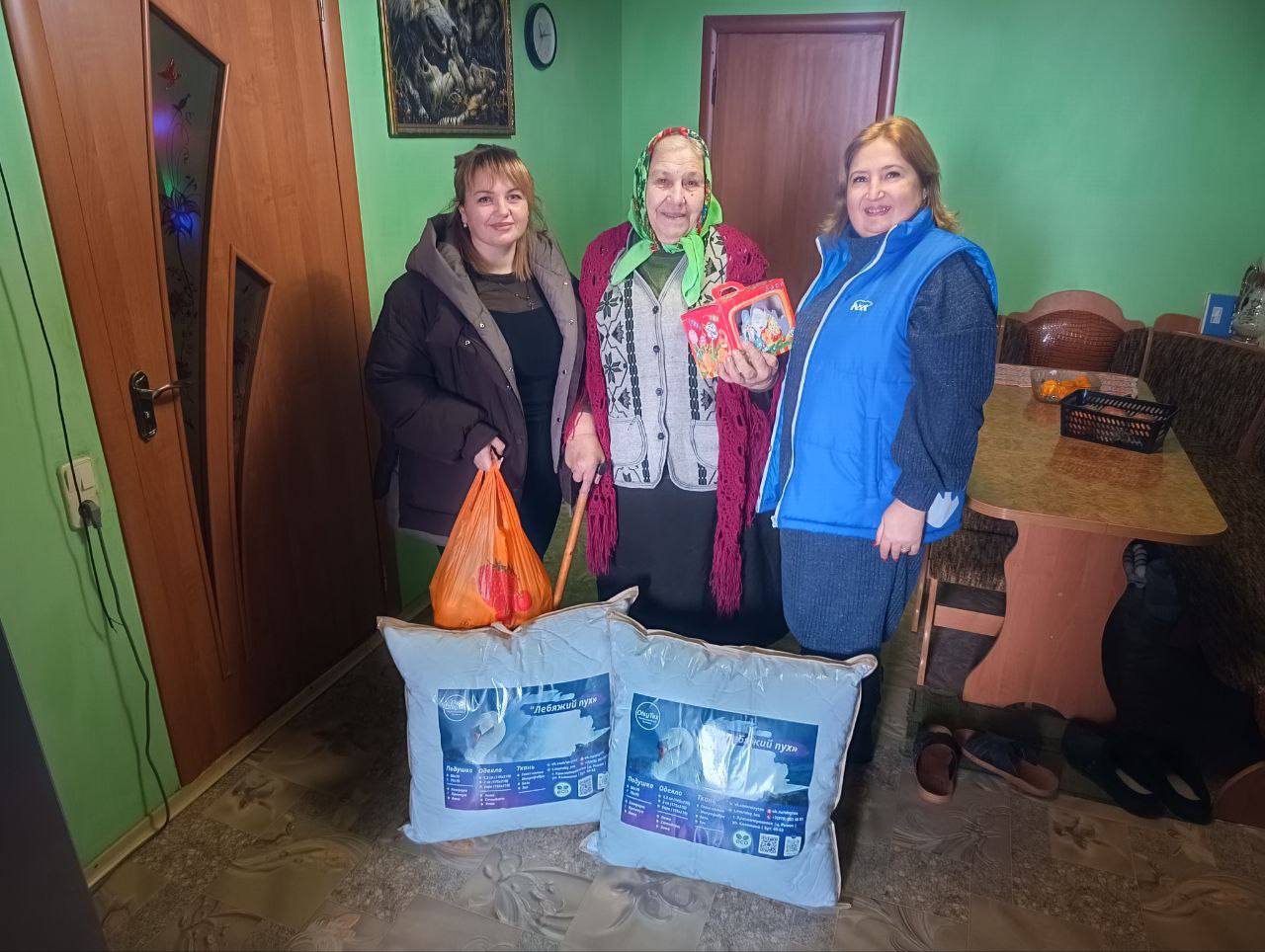 Внимание ветеранам и детям Великой Отечественной войны, а также семьям участников СВО от волонтёров «Единой России» Внимание ветеранам и детям Великой Отечественной войны, а также семьям участников СВО от волонтёров «Единой России»