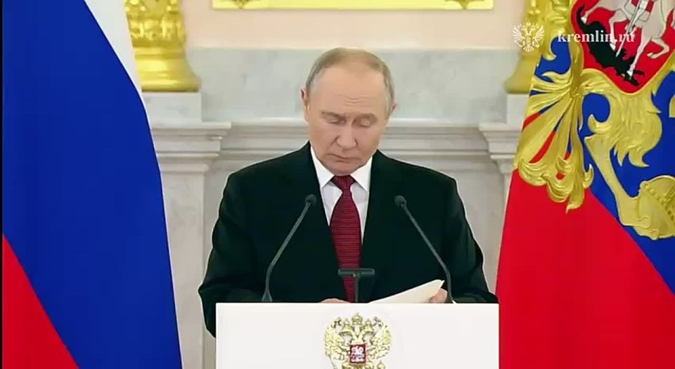 «Кризис вокруг Украины стал прямым следствием многолетнего игнорирования справедливых интересов России и целенаправленного курса на создание угроз нашей безопасности, на продвижение к российским границам блока НАТО – вопреки...