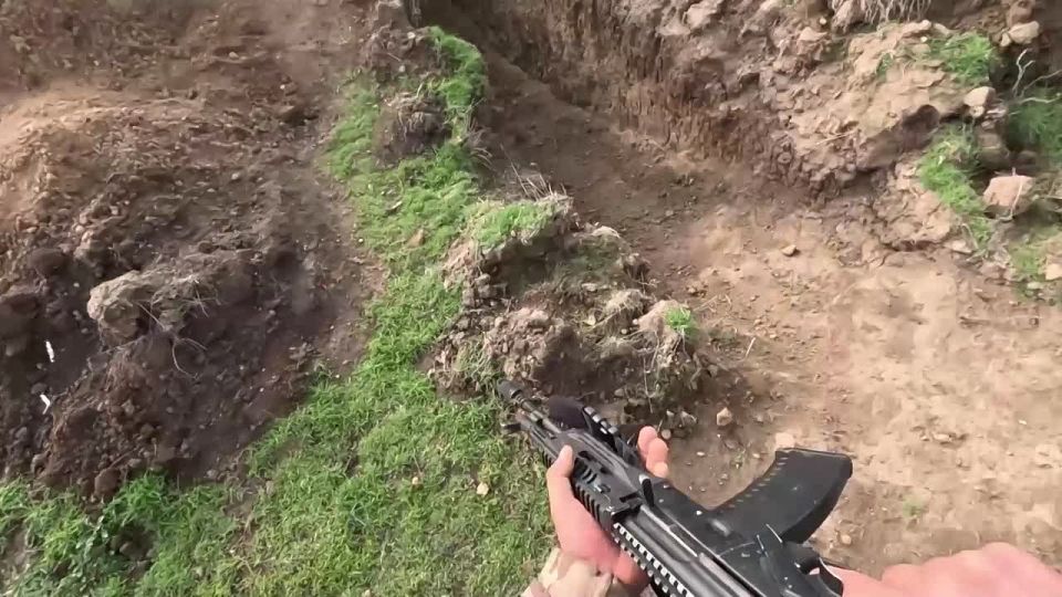 Херсон. Штурмовые подразделения Костромских десантников совершенствуют навыки на полигоне Енот из Херсона