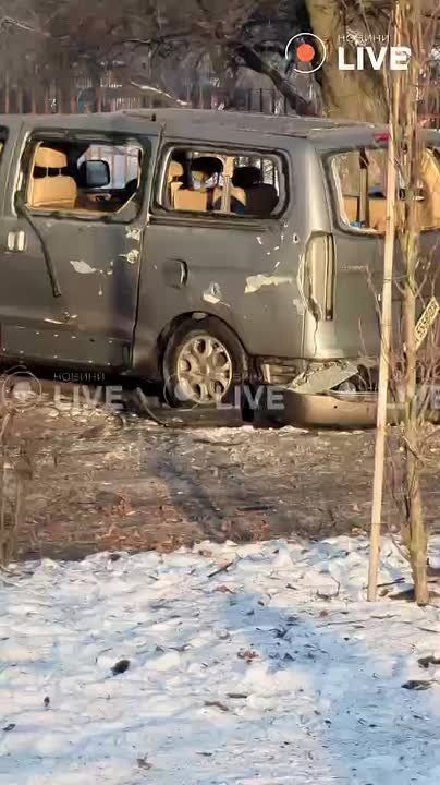 Днепровский район Киева. Школу стеклить не перестуклить