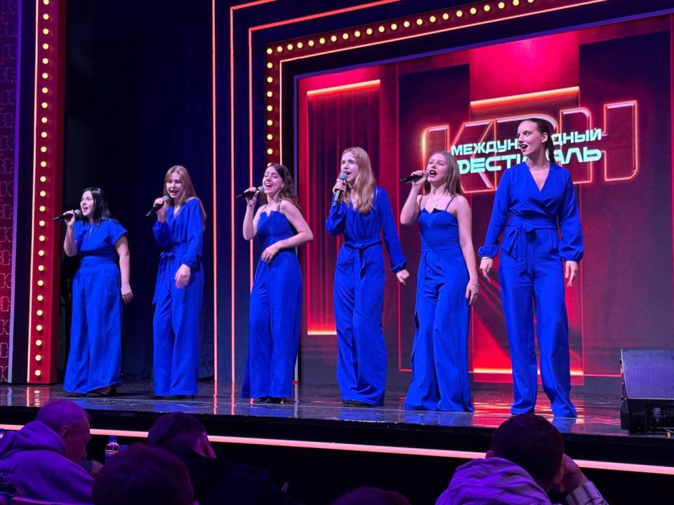 Женская команда КВН Херсонской области отправилась на фестиваль «КиВиН-2026» в Сочи