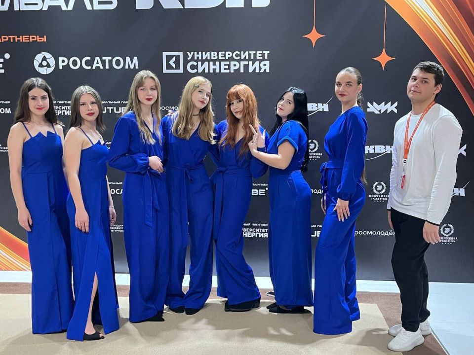 Женская команда КВН Херсонской области отправилась на фестиваль «КиВиН-2026» в Сочи Женская команда КВН Херсонской области отправилась на фестиваль «КиВиН-2026» в Сочи