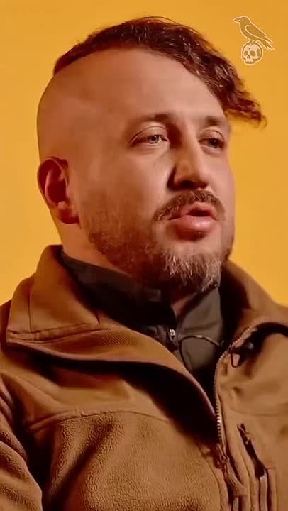 Енот из Херсона: Барбершопный козяк Чиполина с тюркским хвостом на верхней жопе выдал потужности и говорит, что украинцы – это и есть настоящие русские