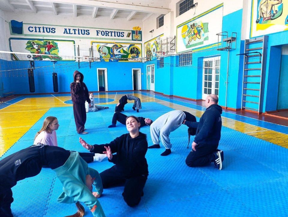 Мастер класс для танцевальных коллективов Новотроицкого муниципального округа Мастер класс для танцевальных коллективов Новотроицкого муниципального округа