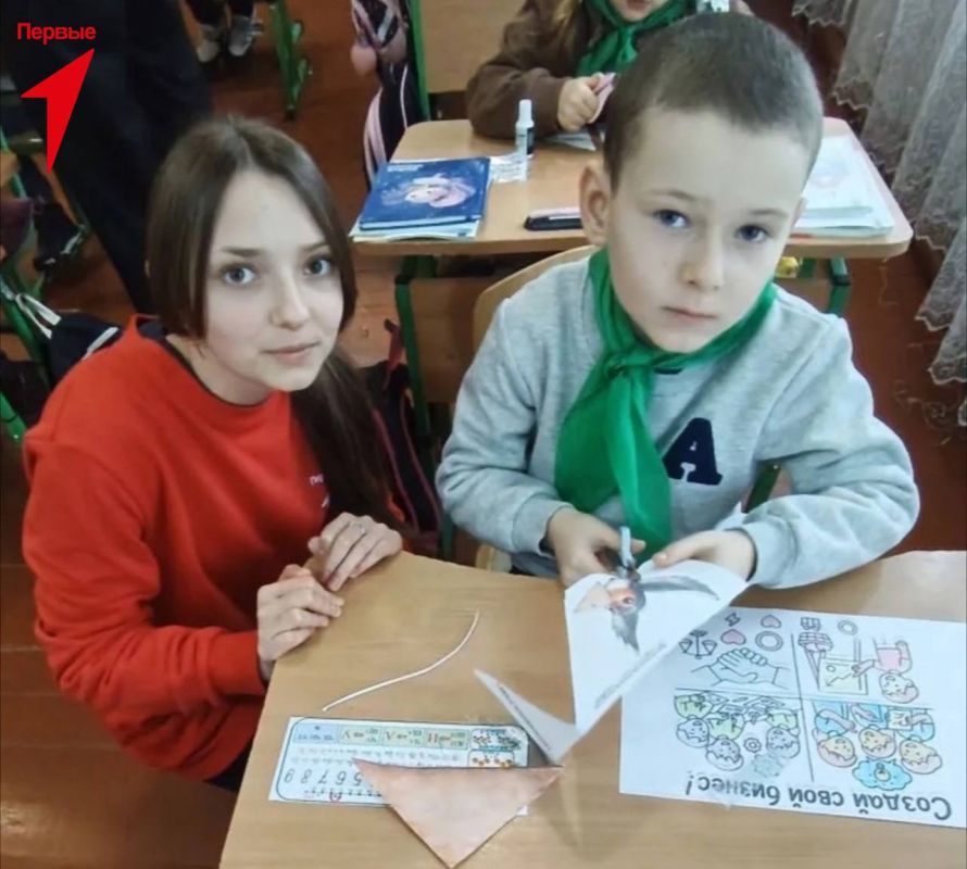 «Орлята России» Новопокровской школы приняли участие в акции «Блокадная ласточка» «Орлята России» Новопокровской школы приняли участие в акции «Блокадная ласточка»