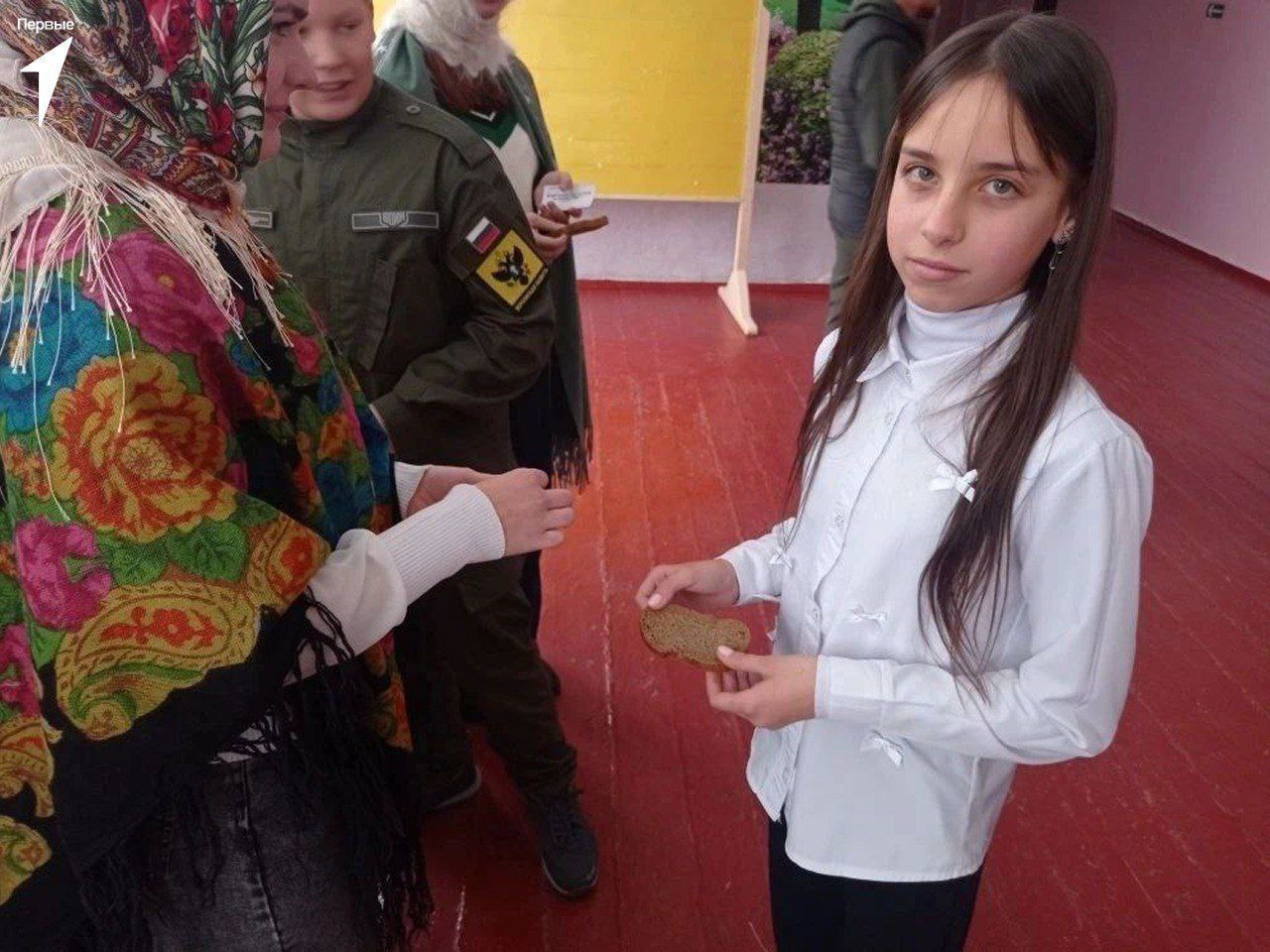 Первые Подовской и Сергеевской школ приняли участие в акции памяти «Блокадный хлеб» Первые Подовской и Сергеевской школ приняли участие в акции памяти «Блокадный хлеб»