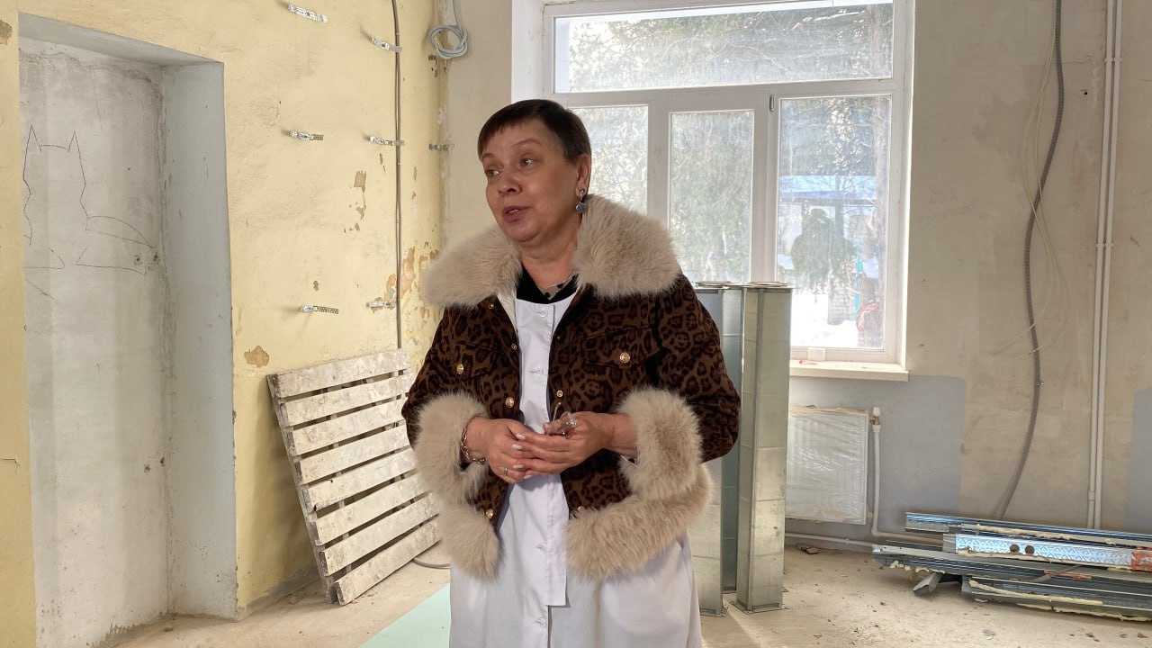 В поликлинике Верхнерогачикской больницы, включенной в народную программу Единой России, выполнено уже более 75% запланированных работ В поликлинике Верхнерогачикской больницы, включенной в народную программу Единой России, выполнено уже более 75% запланированных работ