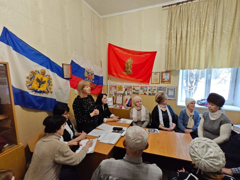 В рамках заседания Комитета ветеранов Новотроицкого муниципального округа ОООВ «Российский союз ветеранов» председатель Комитета Анна Кучанская подвела итоги работы ветеранской организации за 2025 год и ознакомила... В рамках заседания Комитета ветеранов Новотроицкого муниципального округа ОООВ «Российский союз ветеранов» председатель Комитета Анна Кучанская подвела итоги работы ветеранской организации за 2025 год и ознакомила...