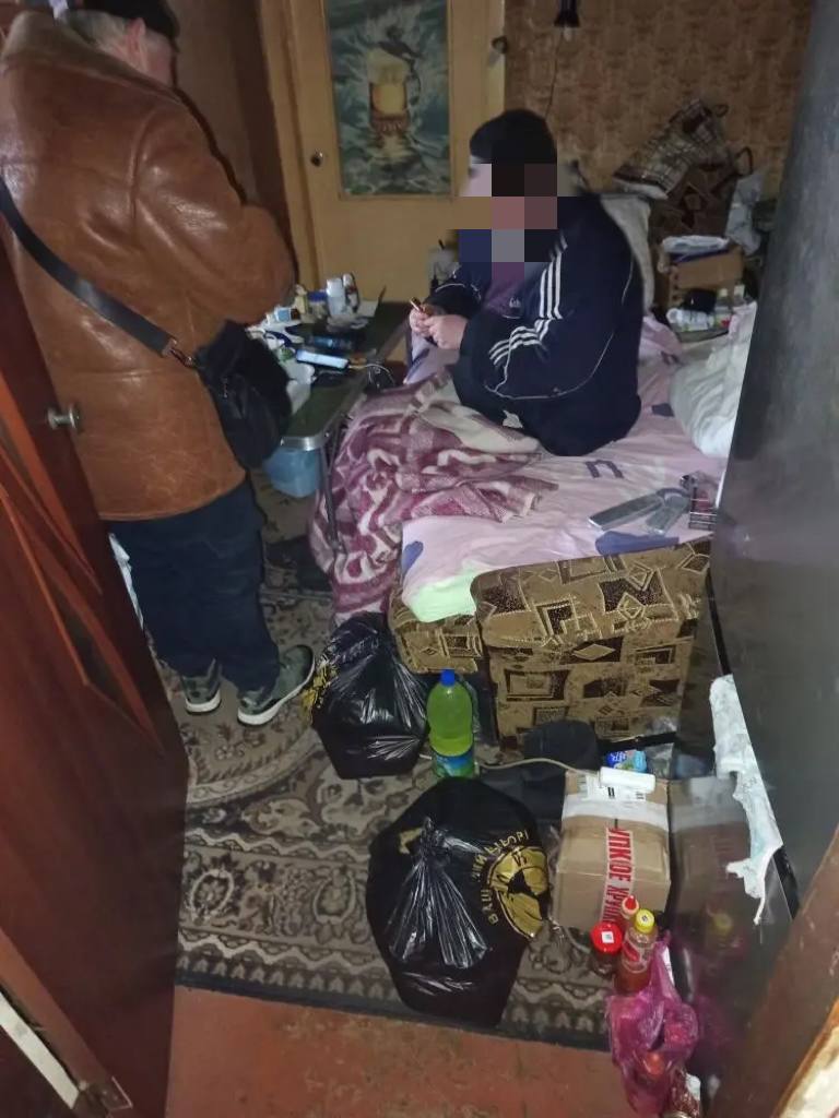 В округе продолжается адресная доставка помощи жителям В округе продолжается адресная доставка помощи жителям