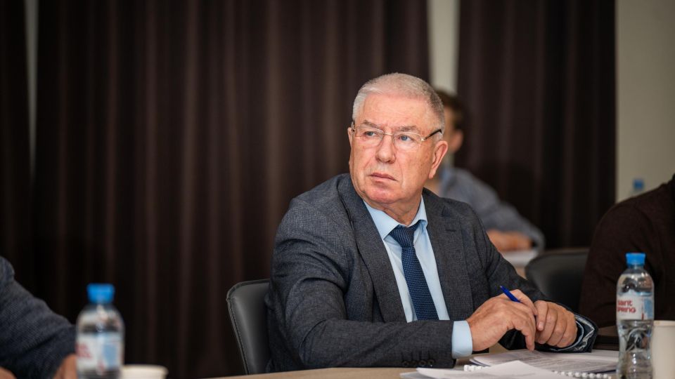 Владимир Сальдо: Провёл совещание по работе Производственного управления мелиорации и водного хозяйства Херсонской области (бывший БУВР) Владимир Сальдо: Провёл совещание по работе Производственного управления мелиорации и водного хозяйства Херсонской области (бывший БУВР)