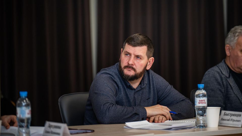 Владимир Сальдо: Провёл совещание по работе Производственного управления мелиорации и водного хозяйства Херсонской области (бывший БУВР) Владимир Сальдо: Провёл совещание по работе Производственного управления мелиорации и водного хозяйства Херсонской области (бывший БУВР)