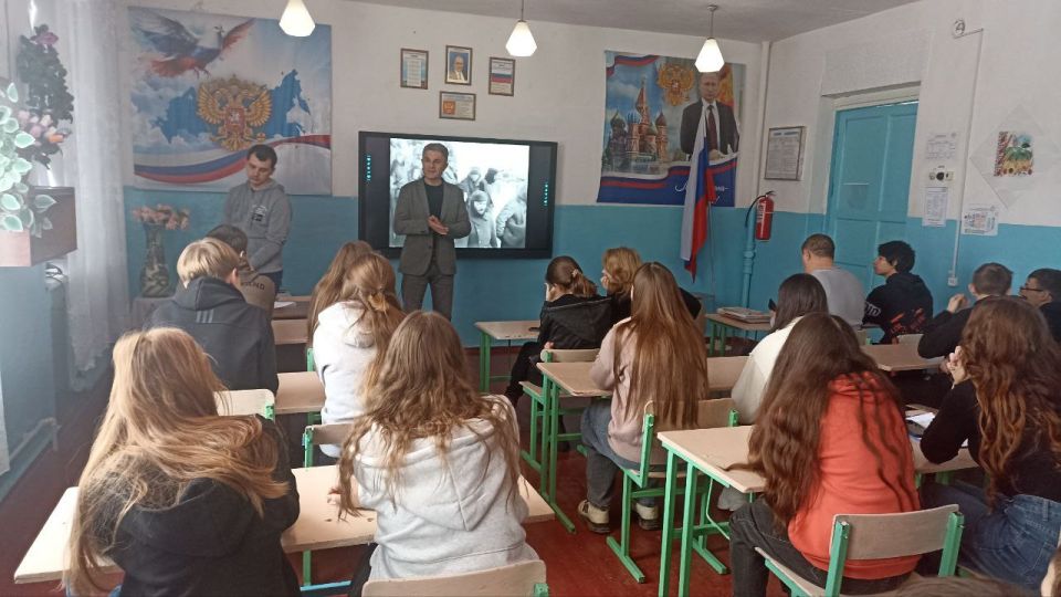 2 февраля отмечается День разгрома советскими войсками немецко-фашистских войск в Сталинградской битве 2 февраля отмечается День разгрома советскими войсками немецко-фашистских войск в Сталинградской битве