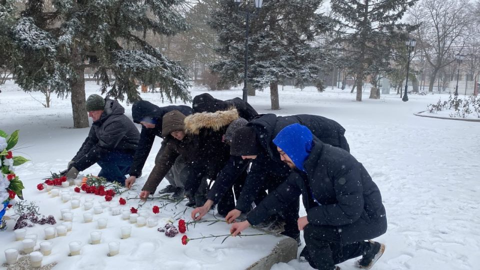 В Херсонской области станцевали «Случайный вальс» в честь Сталинградской победы В Херсонской области станцевали «Случайный вальс» в честь Сталинградской победы