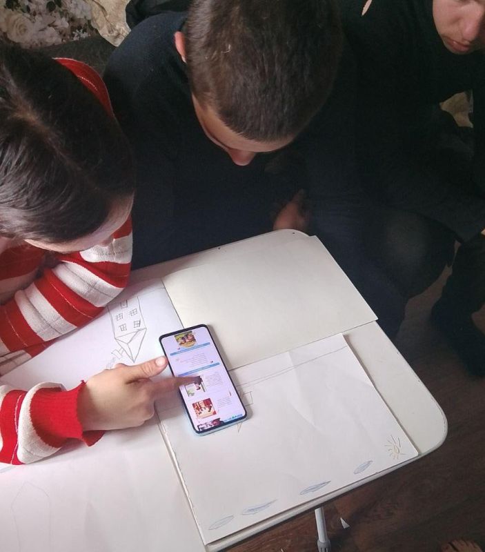 В Ольгинской школе прошли традиционные занятия «Разговоры о важном», приуроченные ко Дню науки В Ольгинской школе прошли традиционные занятия «Разговоры о важном», приуроченные ко Дню науки