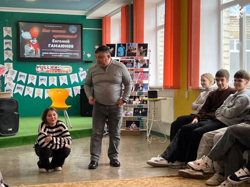 ����������� ������ ������ �������� � ������ ����� � �������-���� � ��� ������-�����