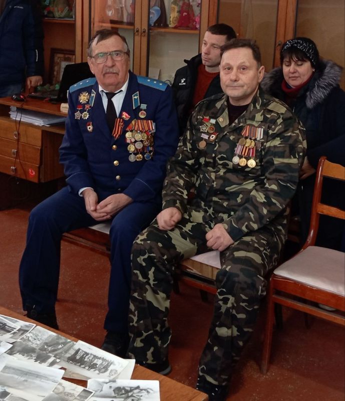 ����������� � ����� �������: ������������ ������ � ������� �4 ��� ������������������ ��