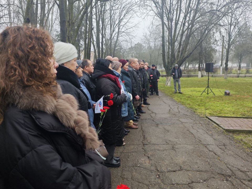 � 37-� ��������� ������ ��������� ����� �� ����������� ��������-�������, ���������� �������������, ����� ���������, ������� ������, ��������� ���������� �������� � ������ ������������� �������������� ������ ��������� ����� �...