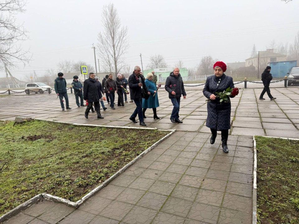 ������������� ���������� ������ � ��������� � ����� 37-� ��������� ������ ��������� ����� �� �����������