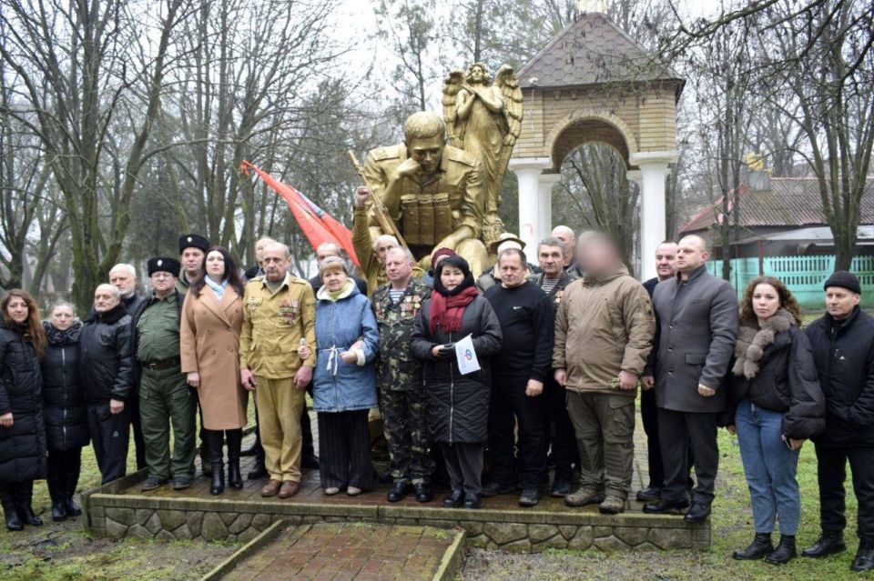 � ������������ ������ ��������� ����� � ��������� ������-������������������