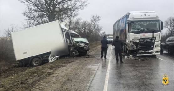 17 февраля в 11:40 на автодороге Р-280 «Новороссия» в Геническом округе произошло столкновение двух автомобилей