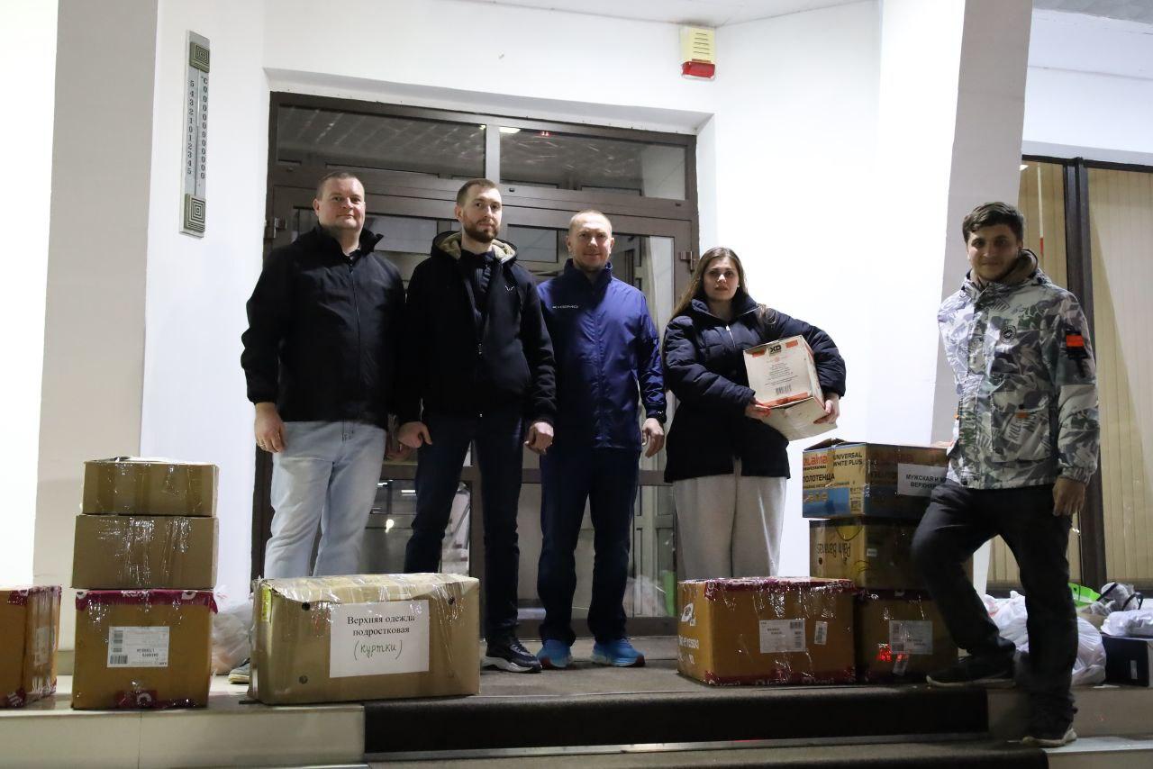 Молодые депутаты Красноармейского района Кубани передали гуманитарную помощь в Алешкинский детский дом-интернат Молодые депутаты Красноармейского района Кубани передали гуманитарную помощь в Алешкинский детский дом-интернат