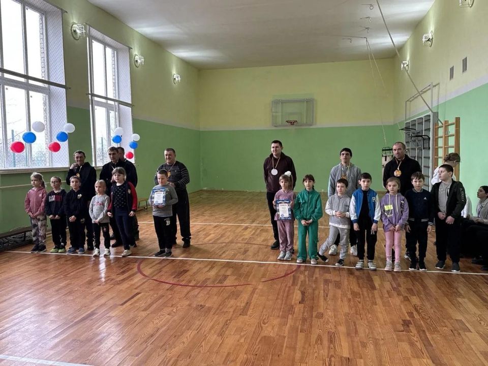 Папы и дети на старте: спортивные соревнования ко Дню защитника Отечества в Скадовском округе Папы и дети на старте: спортивные соревнования ко Дню защитника Отечества в Скадовском округе