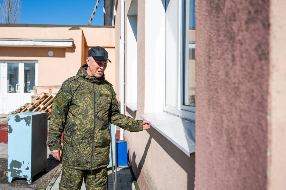 ������ �������� ������� ������� ���� � ������������, ���������� �� ��� ������� ����� � ���� ����������