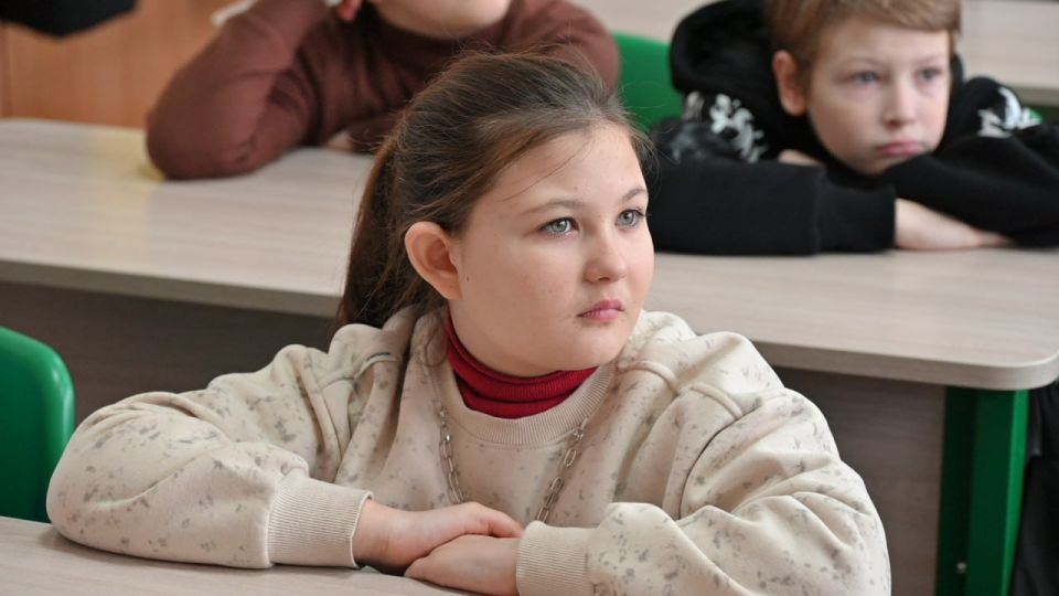 Счастливцевские школьники узнали о тайнах Сарматского моря и обитателях Тендровской косы Счастливцевские школьники узнали о тайнах Сарматского моря и обитателях Тендровской косы