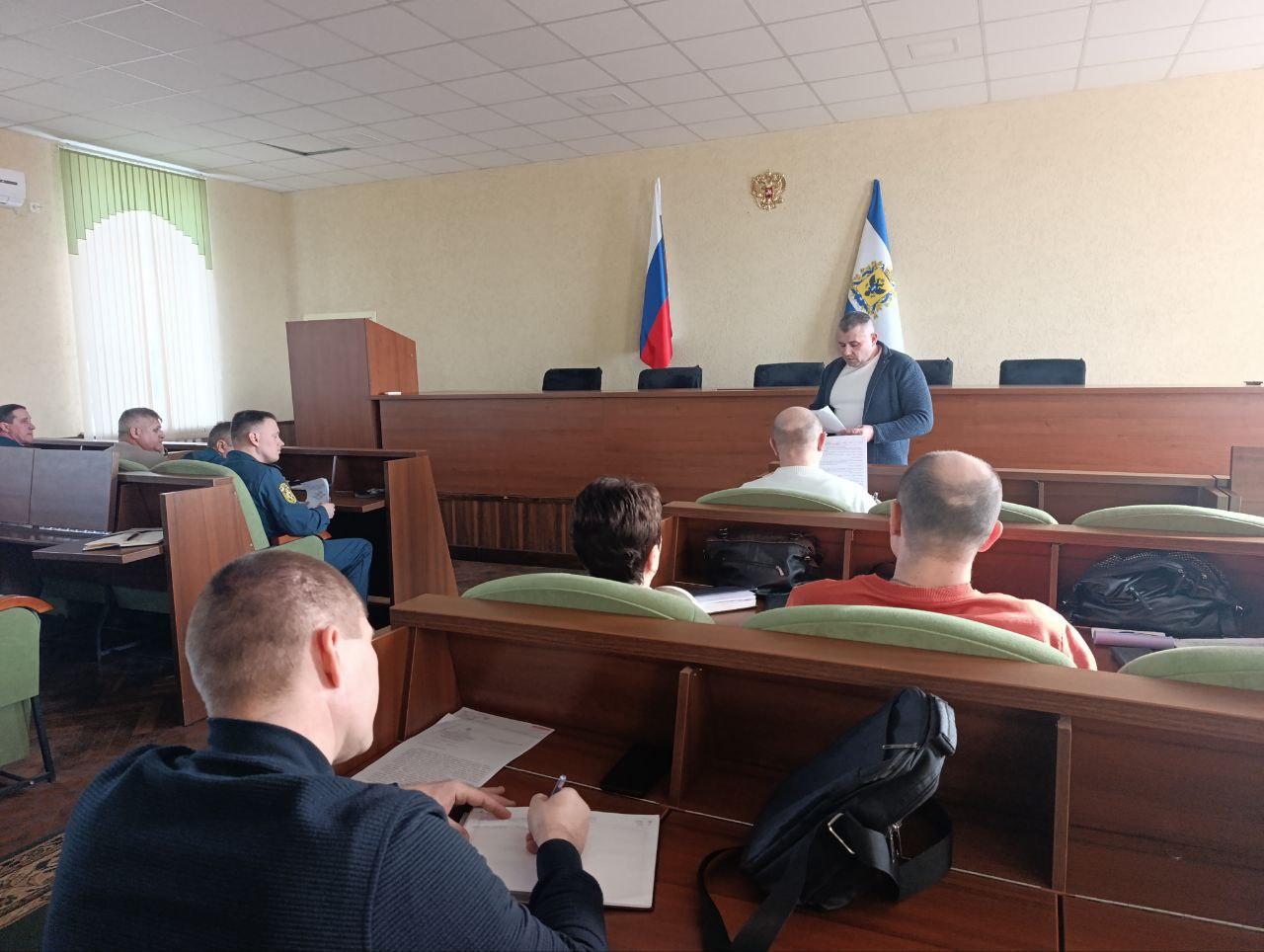 В Геническе состоялось плановое заседание комиссии по ЧС и пожарной безопасности Генического округа В Геническе состоялось плановое заседание комиссии по ЧС и пожарной безопасности Генического округа