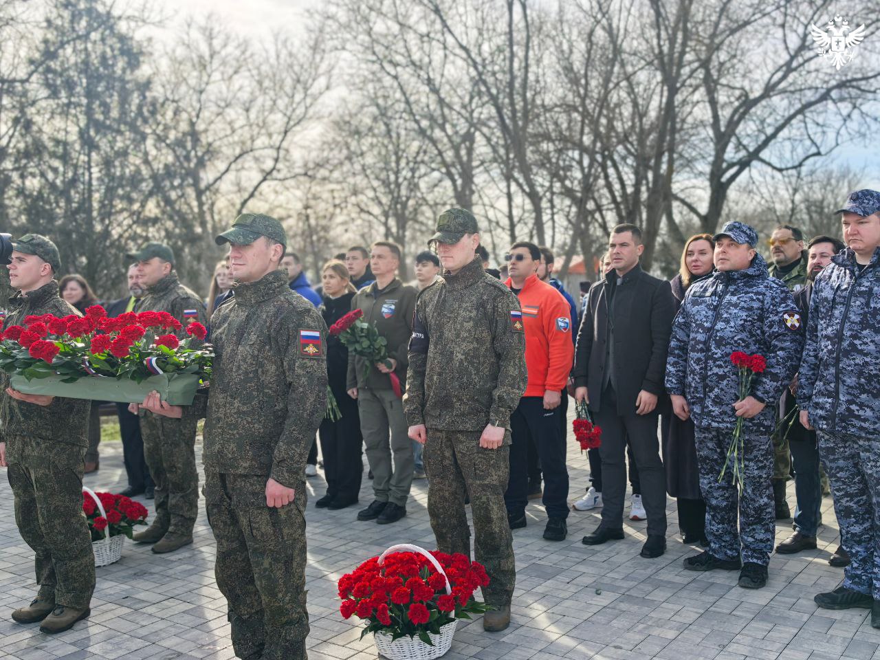 В Геническом парке провели торжественное мероприятие ко Дню защитника Отечества В Геническом парке провели торжественное мероприятие ко Дню защитника Отечества