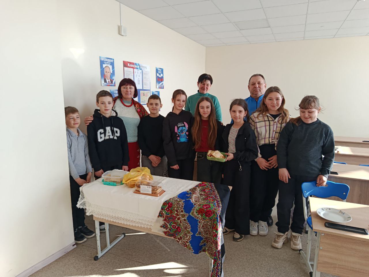 «Ишь ты, Масленица!»: праздник в школе села Красное объединил традиции и спорт «Ишь ты, Масленица!»: праздник в школе села Красное объединил традиции и спорт