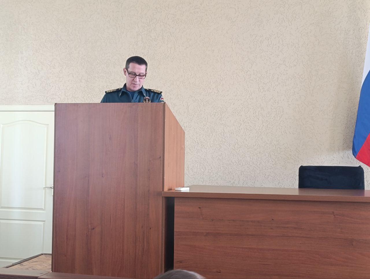 В Геническе состоялось плановое заседание комиссии по ЧС и пожарной безопасности Генического округа В Геническе состоялось плановое заседание комиссии по ЧС и пожарной безопасности Генического округа