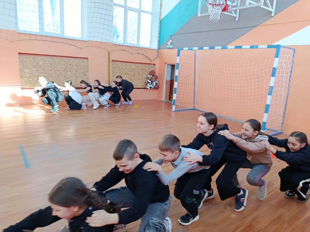 «Ишь ты, Масленица!»: праздник в школе села Красное объединил традиции и спорт «Ишь ты, Масленица!»: праздник в школе села Красное объединил традиции и спорт