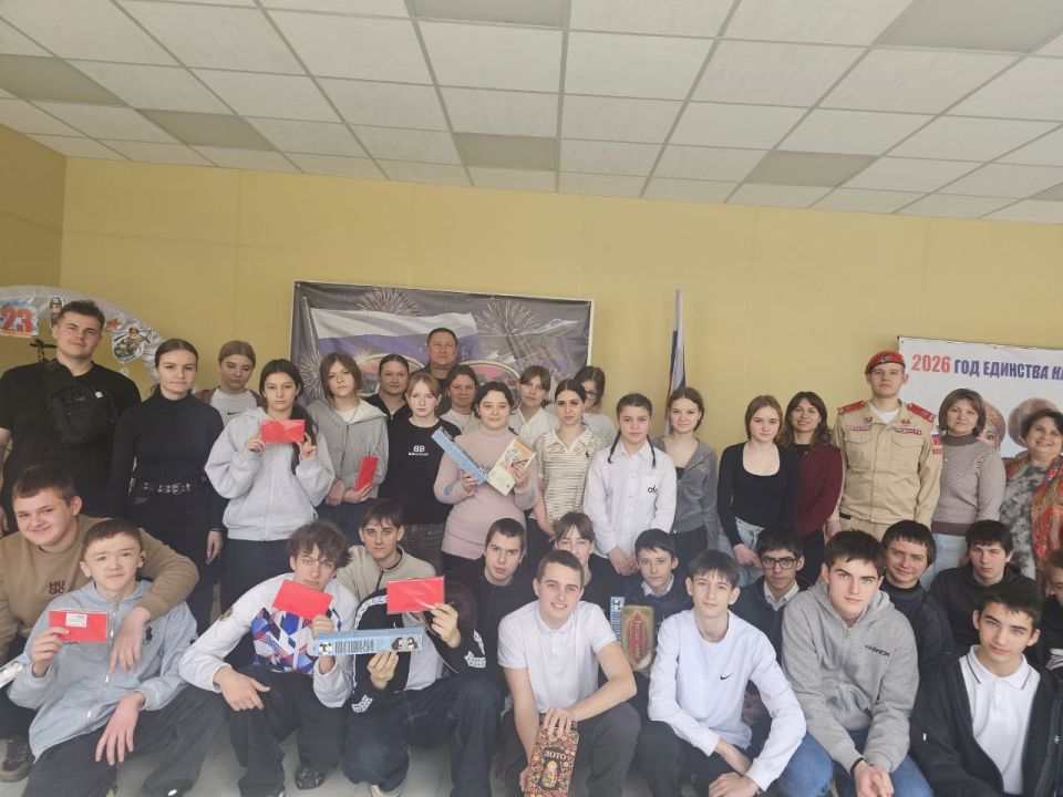 В Азовском прошла военно-историческая викторина ко Дню защитника Отечества В Азовском прошла военно-историческая викторина ко Дню защитника Отечества