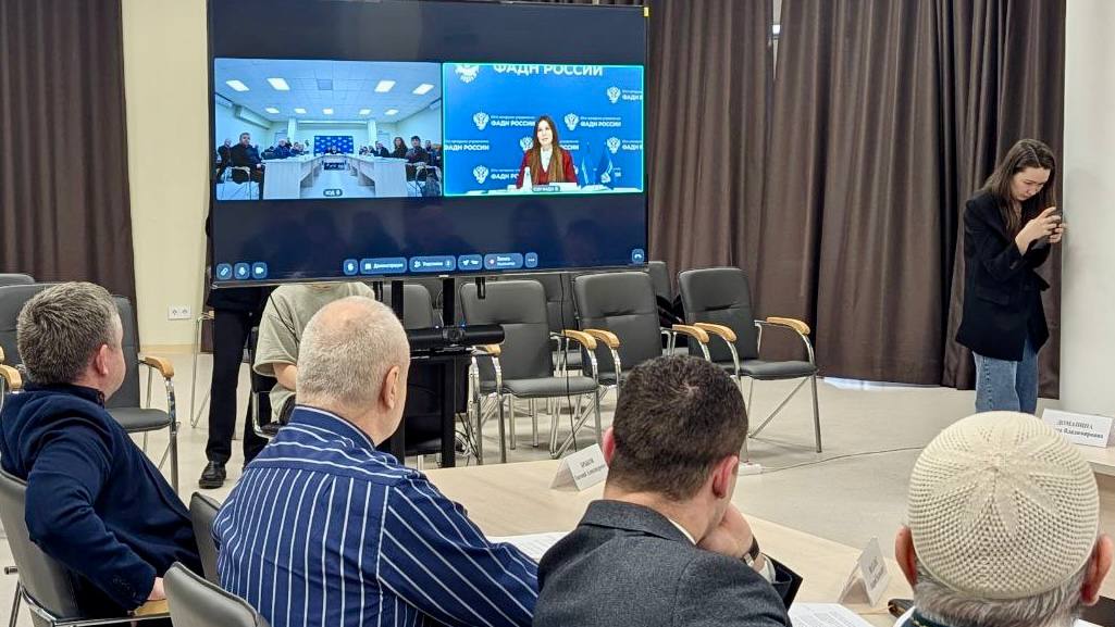 Круглый стол по вопросам межнационального единства Круглый стол по вопросам межнационального единства