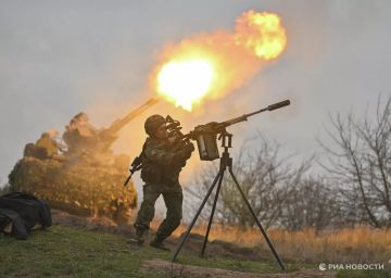 Дежурные средства российской ПВО за прошедшую ночь сбили 77 украинских беспилотников над российскими регионами, сообщили в Минобороны РФ