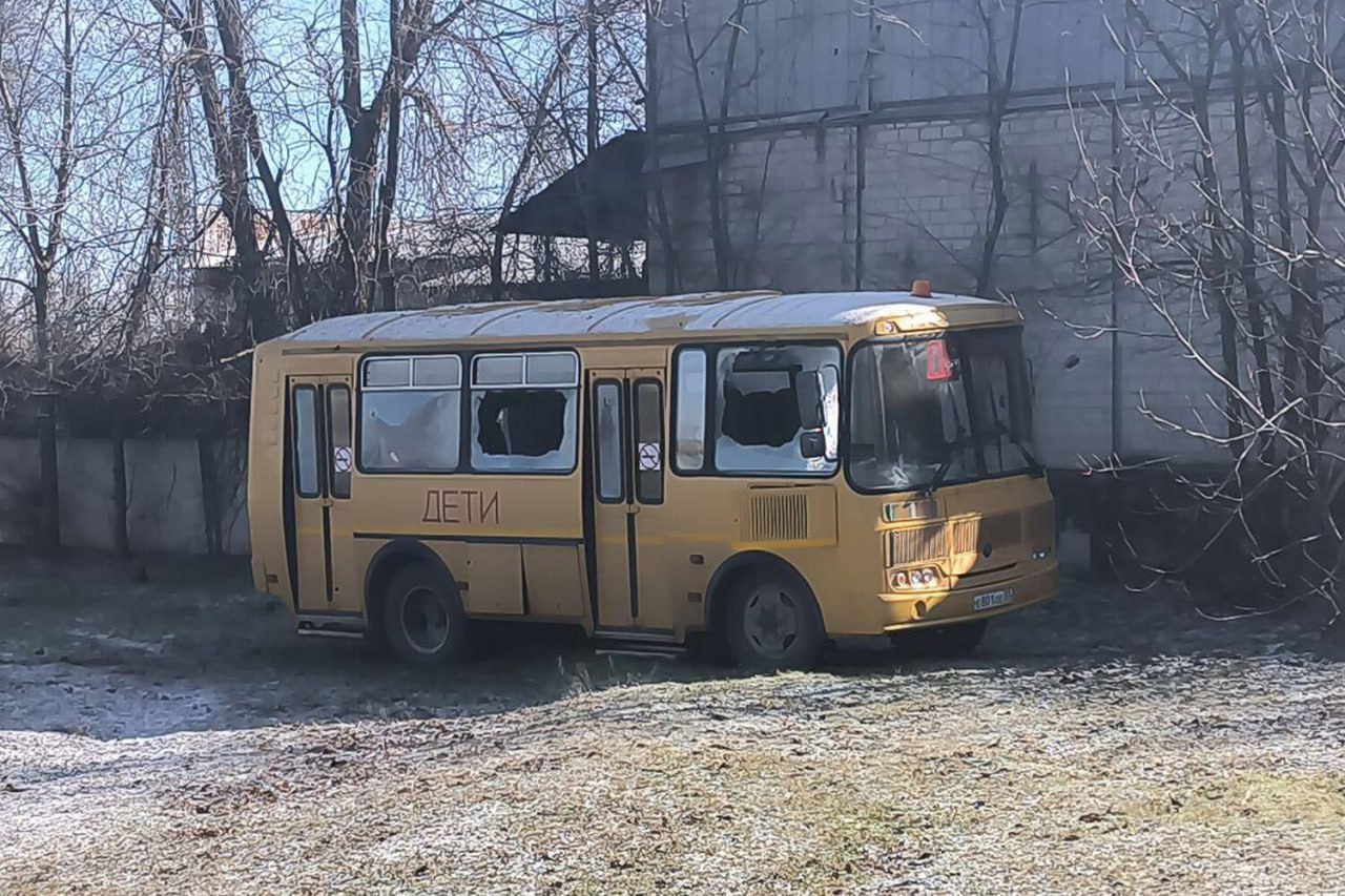 Енот из Херсона: Второй день подряд украинские боевики терроризируют детей в Запорожской области